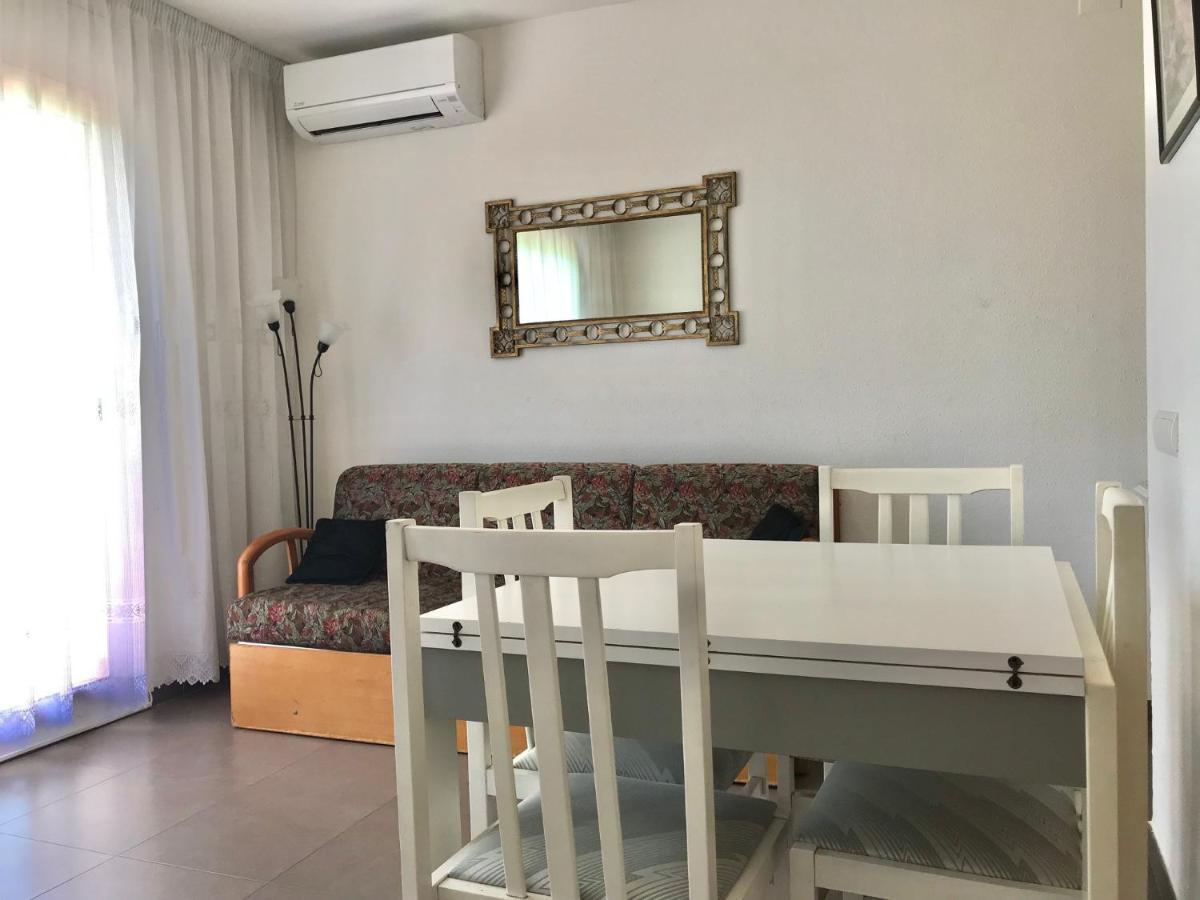 Zeus Alexis II Apartment Salou Bagian luar foto