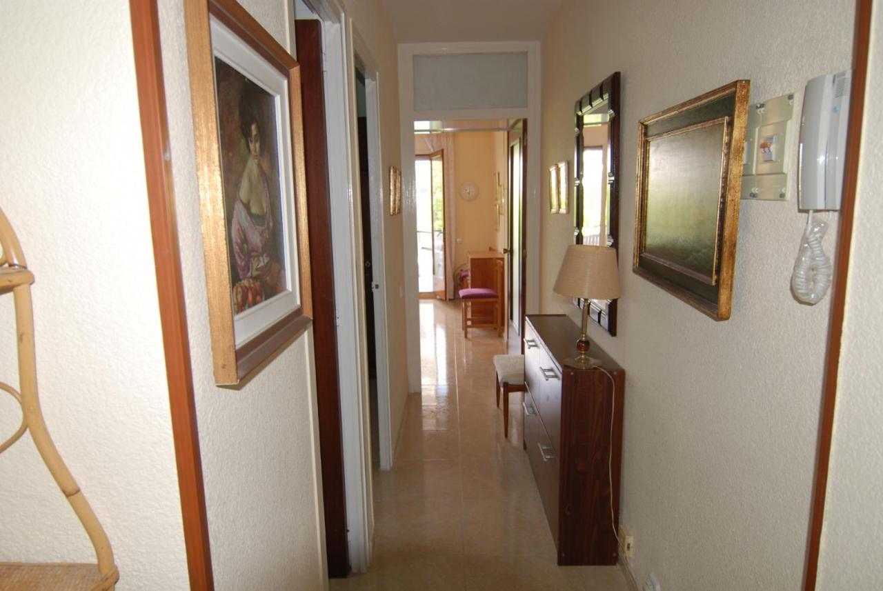 Zeus Alexis II Apartment Salou Bagian luar foto