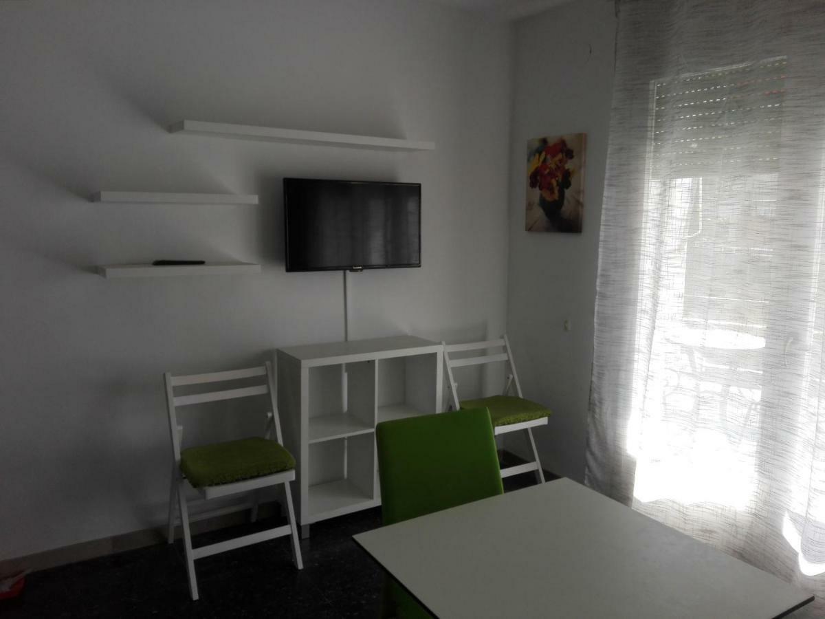 Zeus Alexis II Apartment Salou Bagian luar foto