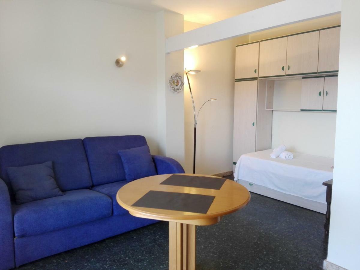 Zeus Alexis II Apartment Salou Bagian luar foto