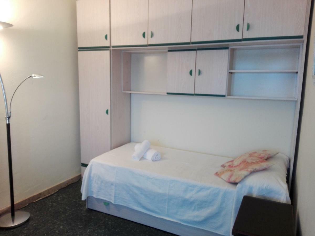 Zeus Alexis II Apartment Salou Bagian luar foto