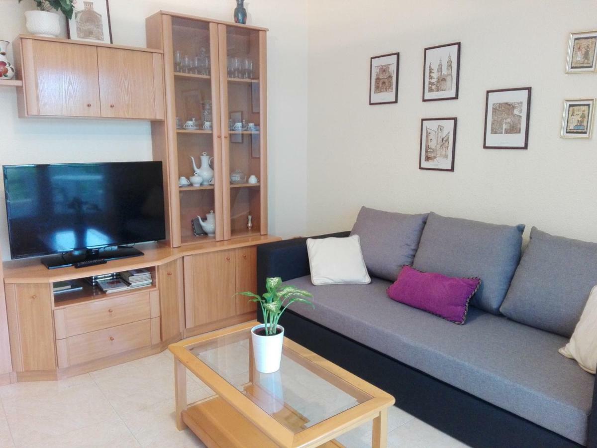 Zeus Alexis II Apartment Salou Bagian luar foto
