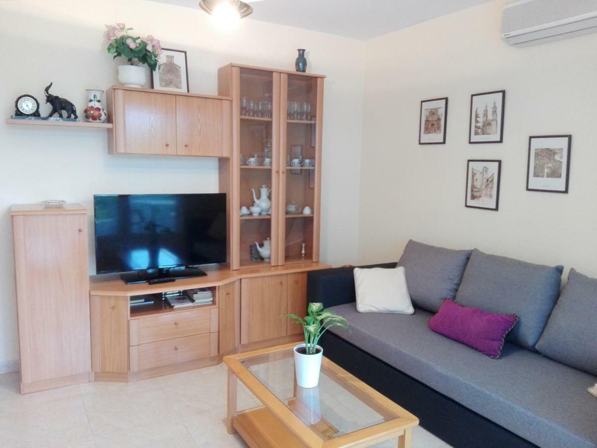 Zeus Alexis II Apartment Salou Bagian luar foto